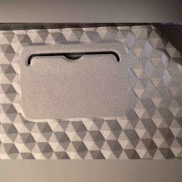 Belkin Air Black Protect Laptop Sleeve Case Protector - 11" Laptops Chromebooks - Picture 12 of 16